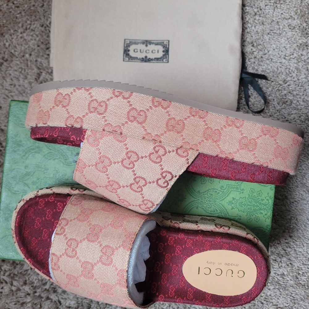 Gucci - Picture 1 of 1